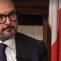 Torre Annunziata, Sangiuliano difende Fragliasso: «Ha squarciato il velo delle ipocrisie»