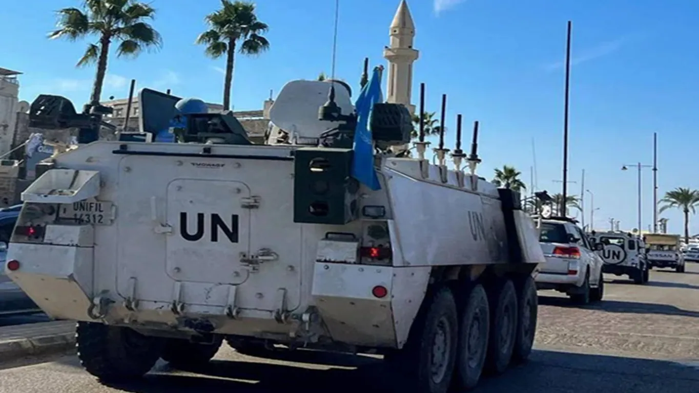 Libano, razzo colpisce sede contingente italiano Unifil di Shama: nessun ferito - Diretta