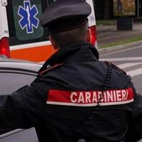 Piacenza, donna trovata morta in casa: uccisa a coltellate, fermato il marito
