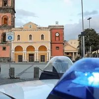 Terrore a Ercolano, perseguita madre e compagna: arrestato 43enne