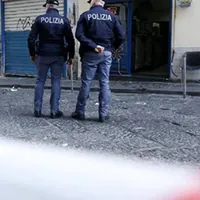 Lite tra ragazzini in centro a Napoli, accoltellato 14enne: 15enne fermato per tentato omicidio