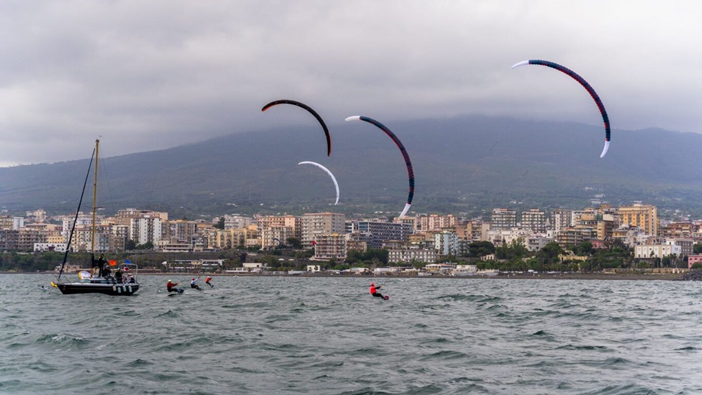 Torre Annunziata, Baia di Oplonti sempre più Città della Vela e del Mare