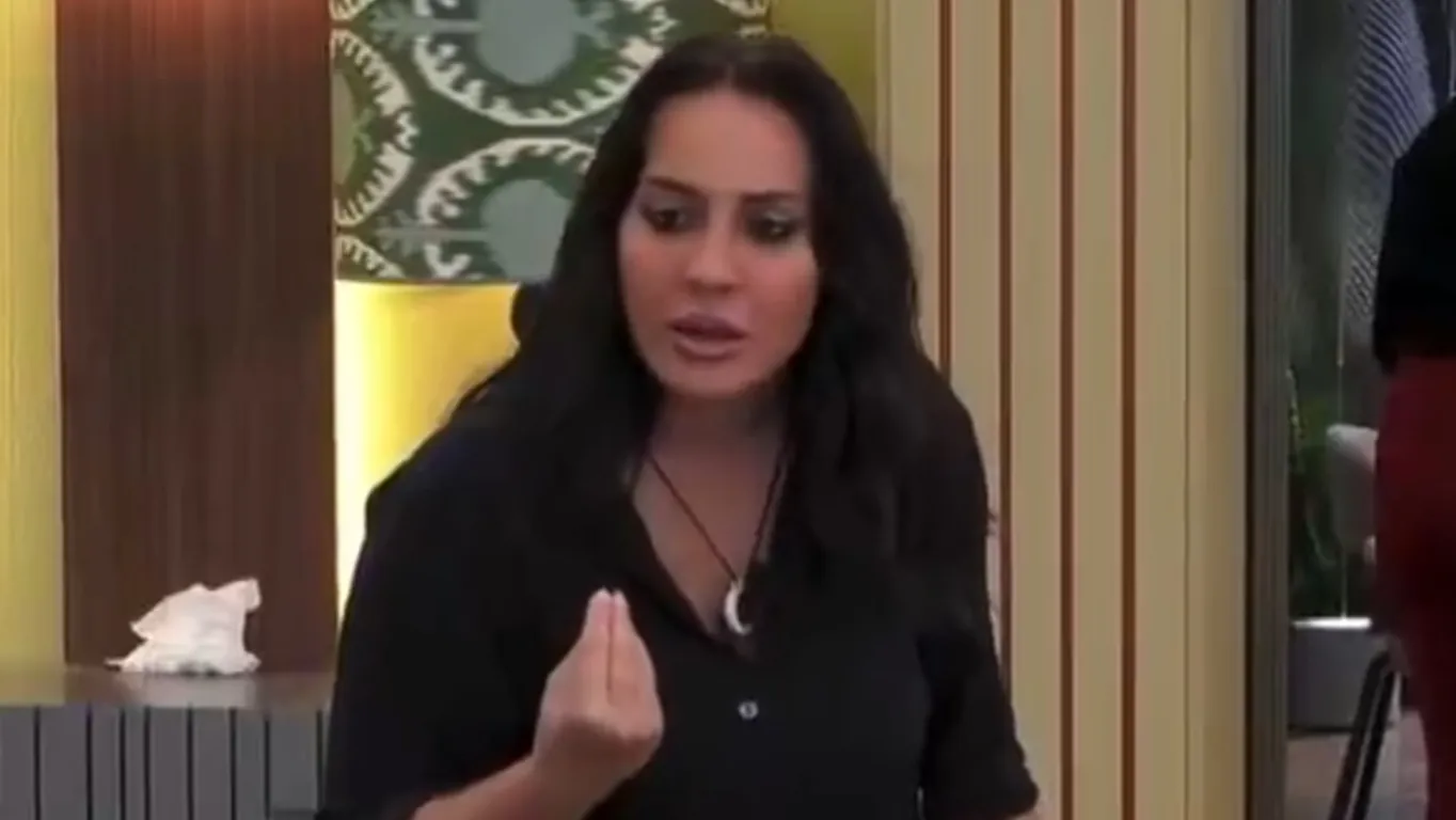 GF Vip, Francesca Manzini sbotta durante le prove: "Questa è diffamazione!"