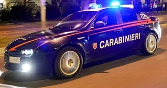 Fanno esplodere l'ATM  della banca BPER e fuggono con il bottino