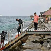 Italiani morti alle Maldive, ricerche ad alto rischio. Corpo recuperato è di Gianluca Benedetti