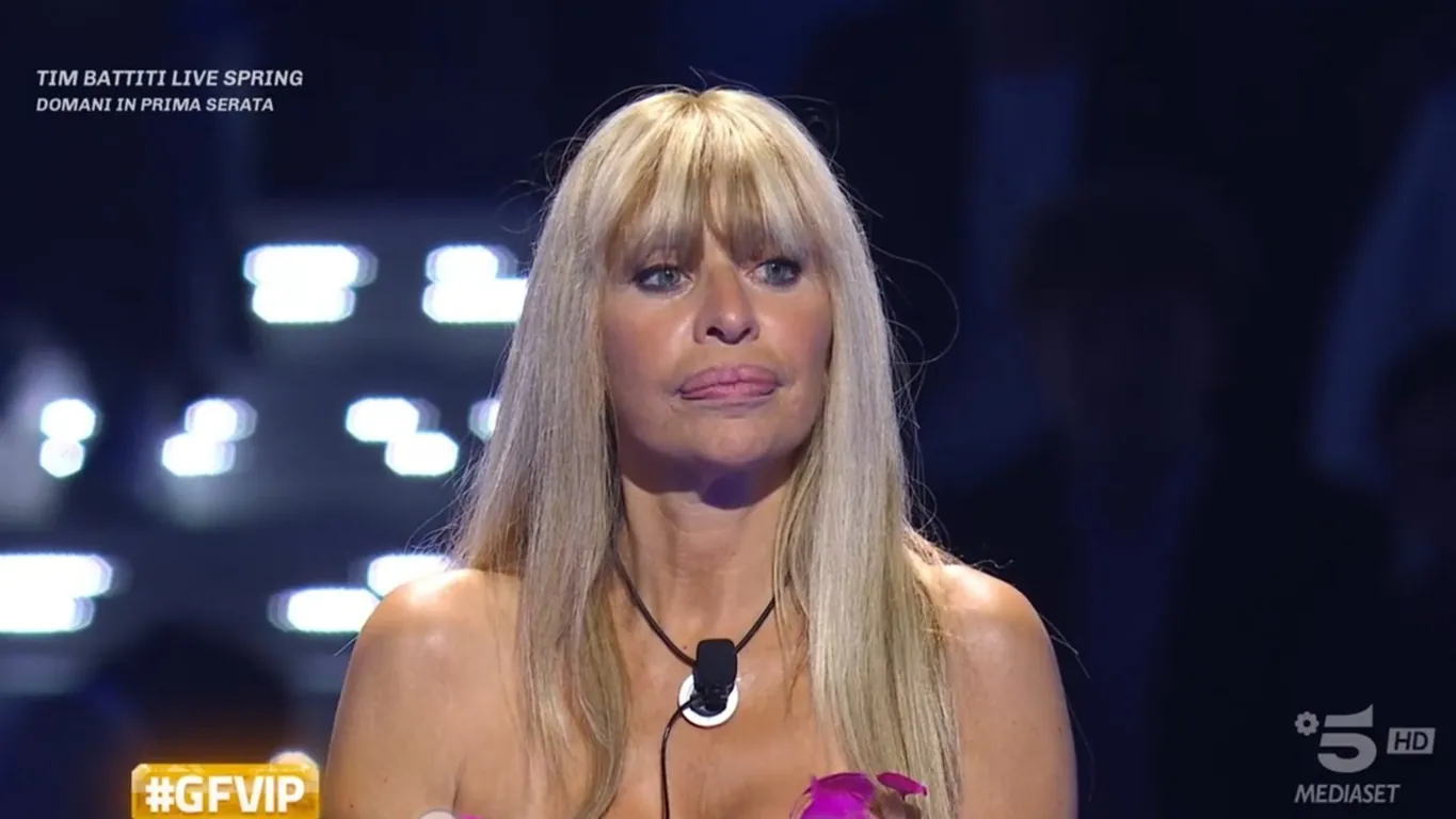 GF Vip, tutte le reazioni dei concorrenti dopo la vittoria di Alessandra Mussolini