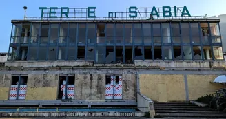 Ex Terme di Stabia, via alla bonifica del piazzale: rimossi rifiuti e degrado
