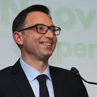 PD, la Commissione di garanzia acquisisce le autosospensioni di due consiglieri di Torre Anunziata