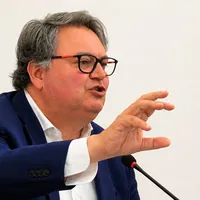 Torre Annunziata, il sindaco verso l'addio: dimissioni sempre più difficili da ritirare