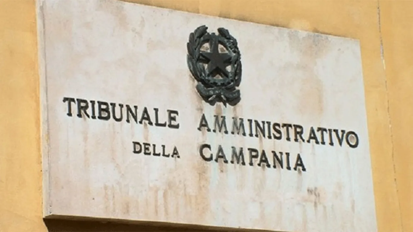 Castellammare, TAR Campania: sospeso lo sgombero della spiaggia "La Palombara"