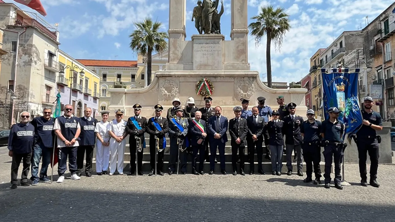 Torre Annunziata celebra l'80° anniversario della Repubblica Italiana