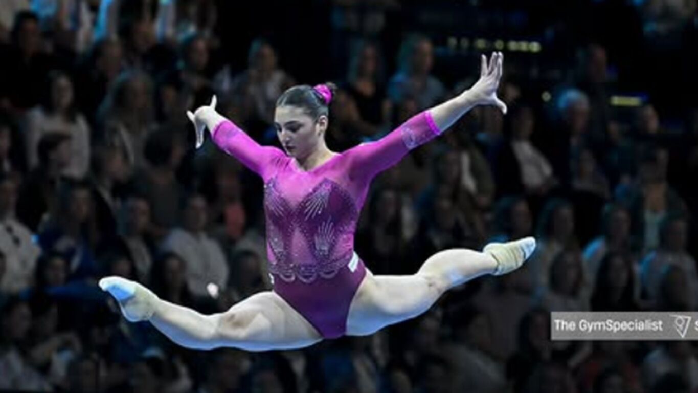Torre Annunziata, Manila Esposito: la giovane campionessa di ginnastica artistica in visita al Quirinale