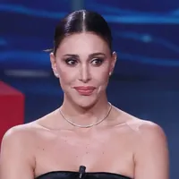 Belen Rodriguez, ecco perché è saltata la conduzione de L'Isola dei Famosi: il retroscena