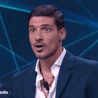Grande Fratello, insultò sui social Lorenzo Spolverato: "Uno schifoso". Lui chiede 2.500 euro di danni