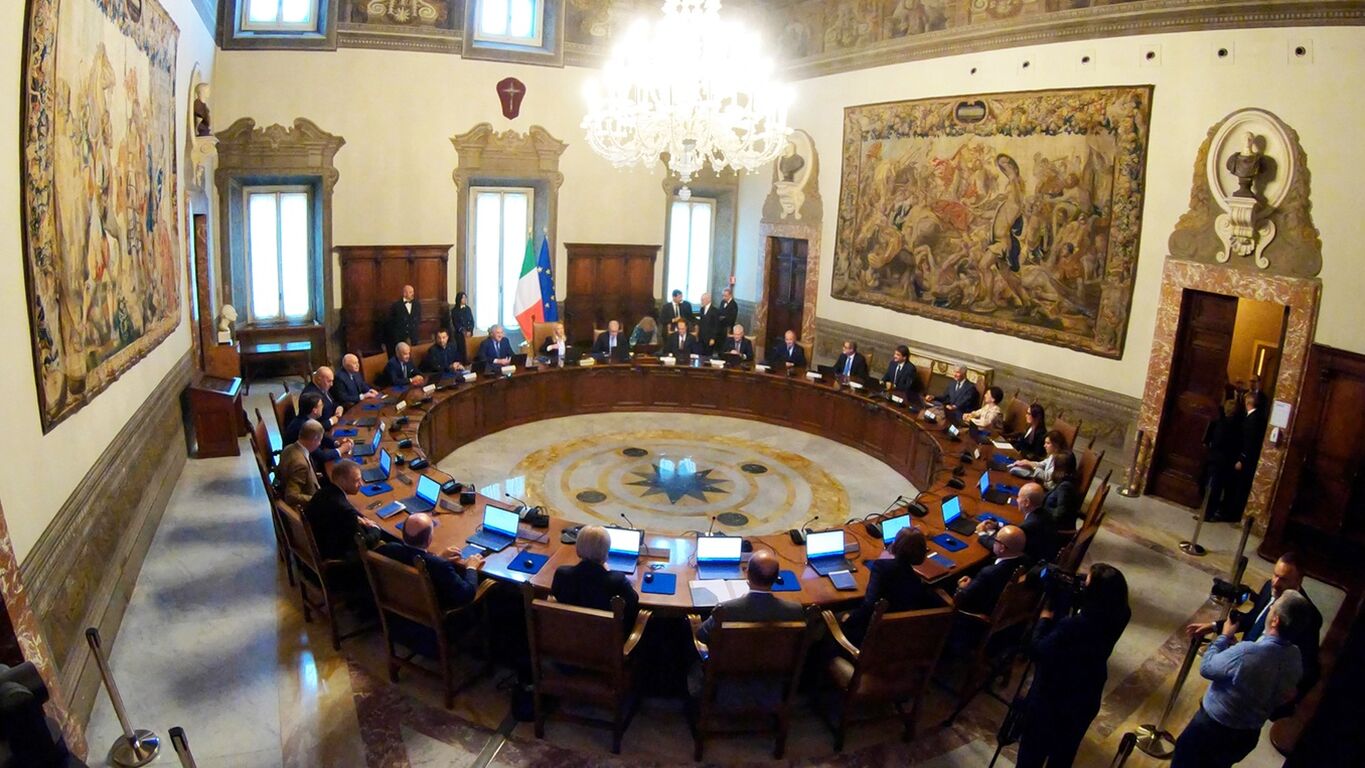 Scioglimento dei Consigli comunali di Sarno e Torre Annunziata: il comunicato del CDM