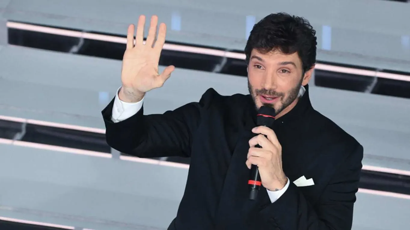 Festival di Sanremo 2027, Stefano De Martino annuncia le date ufficiali: ecco quando andrà in onda