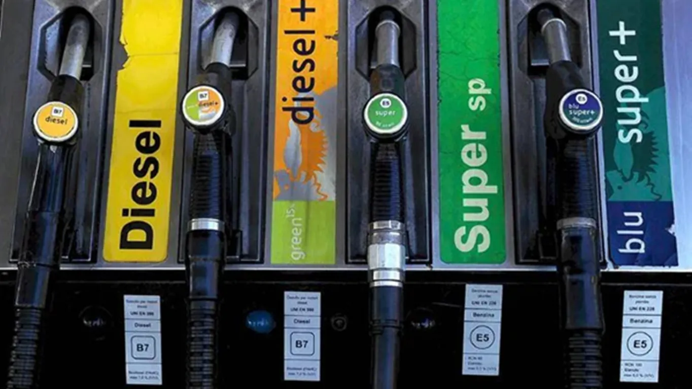 Carburanti, sconto accise fino al 3 luglio: ridotto a 5 cent lo sconto sul diesel