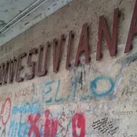 Torre Annunziata, ruba il portafoglio a due turisti sulla Circumvesuviana: arrestato 30enne