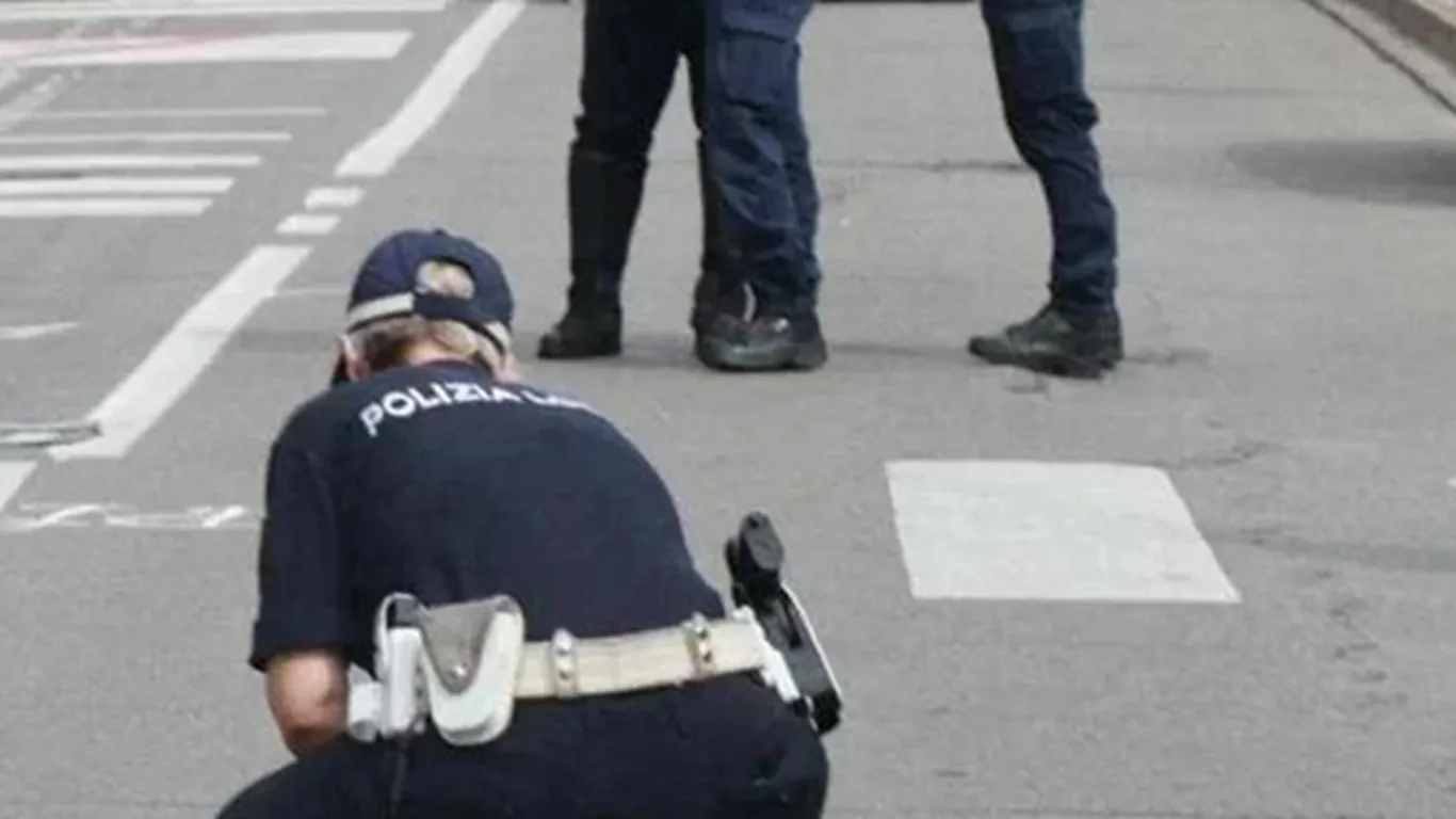 Varese, auto travolge 5 pedoni lungo la statale: morta 17enne, 4 feriti gravi