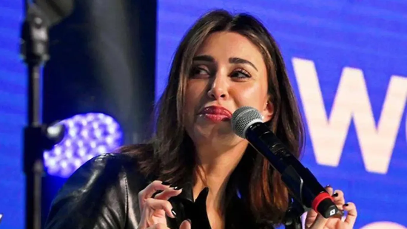 Belen Rodriguez indagata, omissione di soccorso per doppio incidente stradale