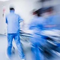 Morto d'infarto il prof autore del post choc contro la figlia di Meloni