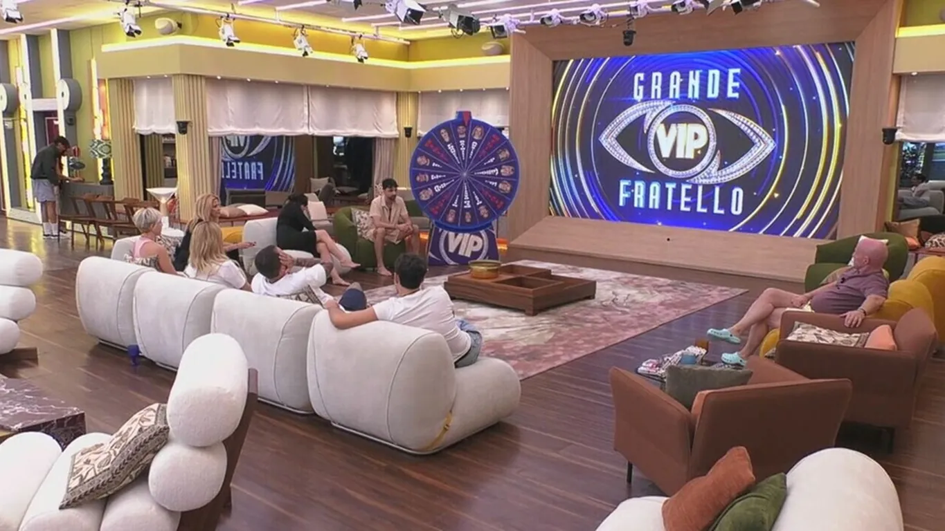 GF Vip, alla reunion due ex concorrenti non vengono riconosciuti dagli addetti alla sicurezza: "Chi siete?"