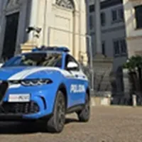 Ruba il cellulare a una turista alla stazione di Pompei: arrestato dalla Polizia