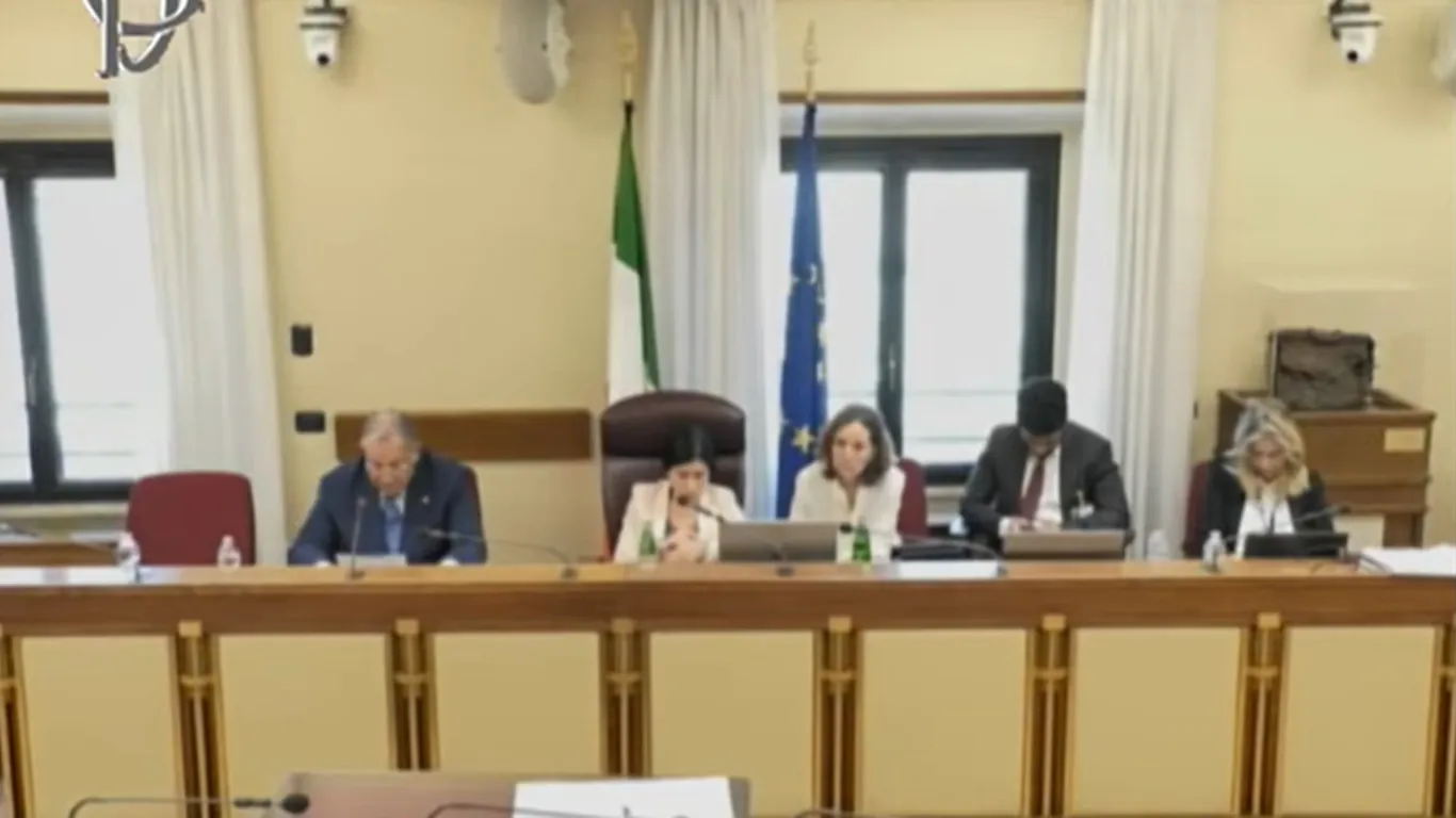 Torre Annunziata, il prefetto Di Bari in Antimafia: “Criminalità ancora radicata”