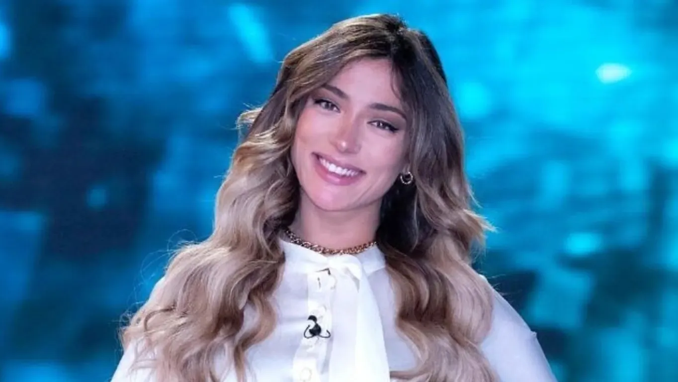Soleil Sorge parla dei suoi ex fidanzati e svela: "Sono felicemente innamorata"