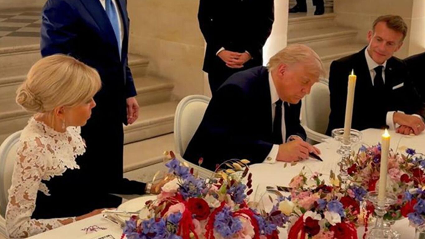 Usa-Iran, Trump firma l'accordo: "Non è stato facile"