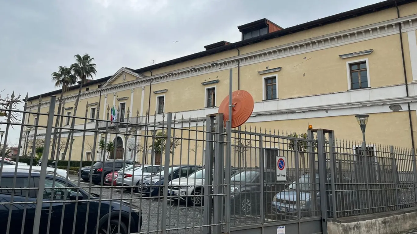 Torre del Greco investe sul commercio: 150mila euro dalla Regione per il Distretto “Il Vesuvio Vista Mare”