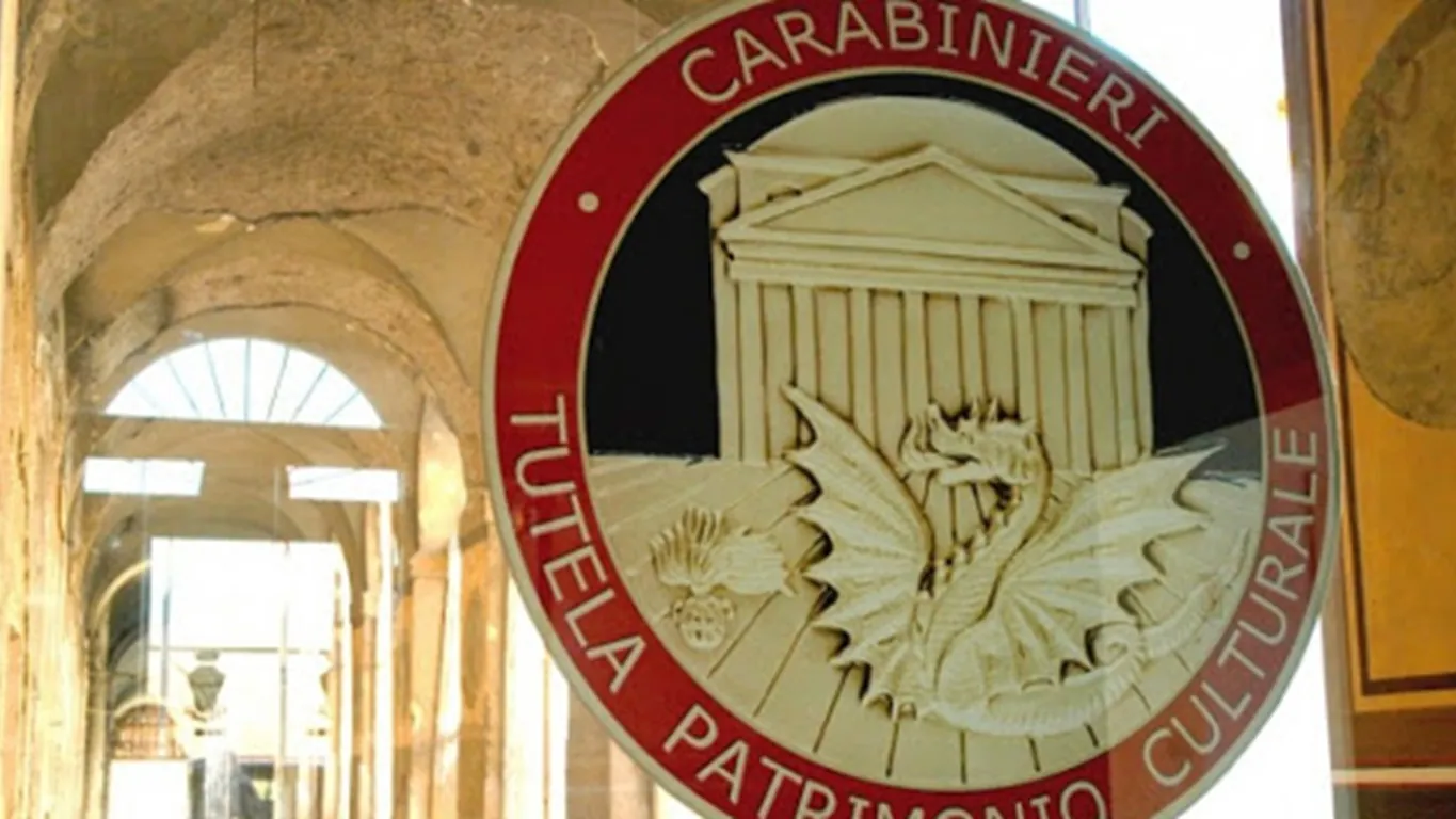 Napoli, restituiti centinaia di beni archivistici e bibliografici: maxi operazione dei Carabinieri TPC