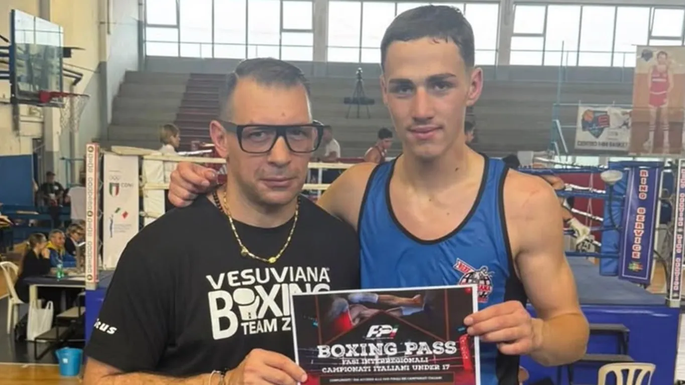 Torre Annunziata, dalla Boxe Vesuviana al podio tricolore: il sogno azzurro di Luigi Lettieri