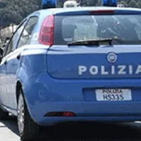 Ischia, fermato al porto con oltre un chilo di cocaina nascosto in auto: arrestato 61enne
