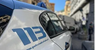 San Giorgio a Cremano, tenta di aggredire una donna durante una lite condominiale: arrestato 53enne