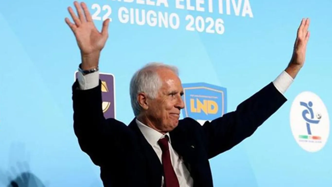 Malagò è il nuovo presidente della Figc: "Profondo senso di responsabilità"