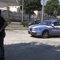 Napoli, blitz alle Torri Aragonesi di via Marina: rimossi 4 quintali di rifiuti