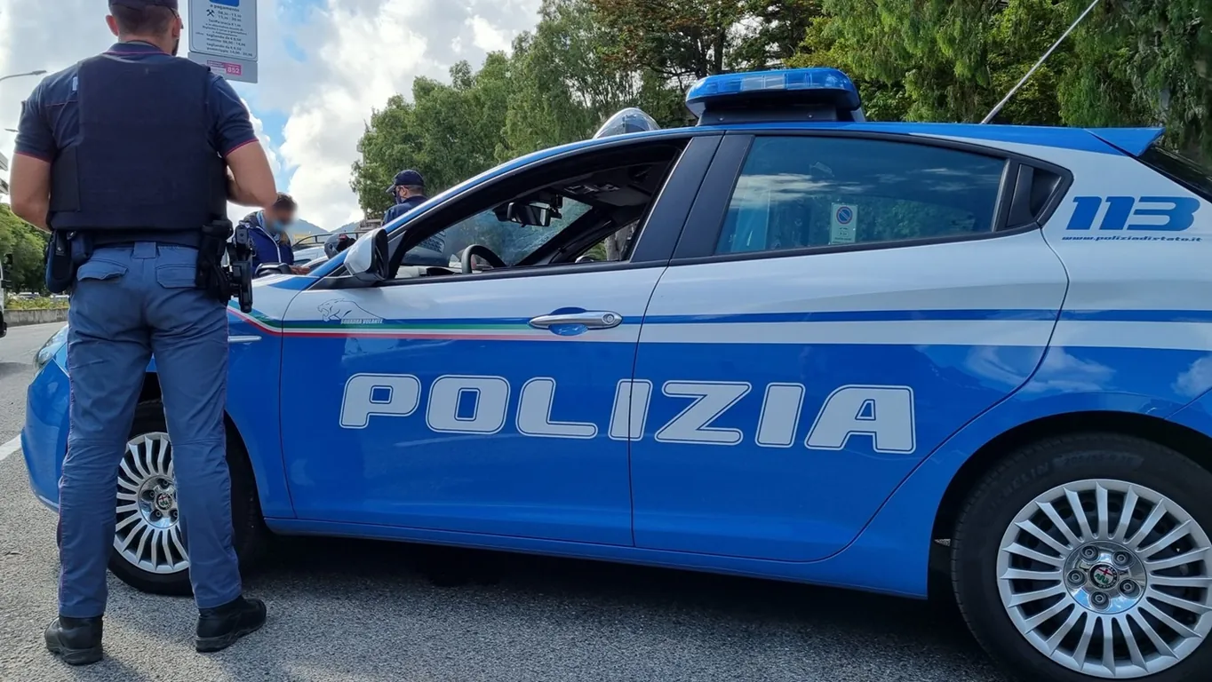 Scafati, hashish nascosto nelle confezioni di merendine: arrestata una donna