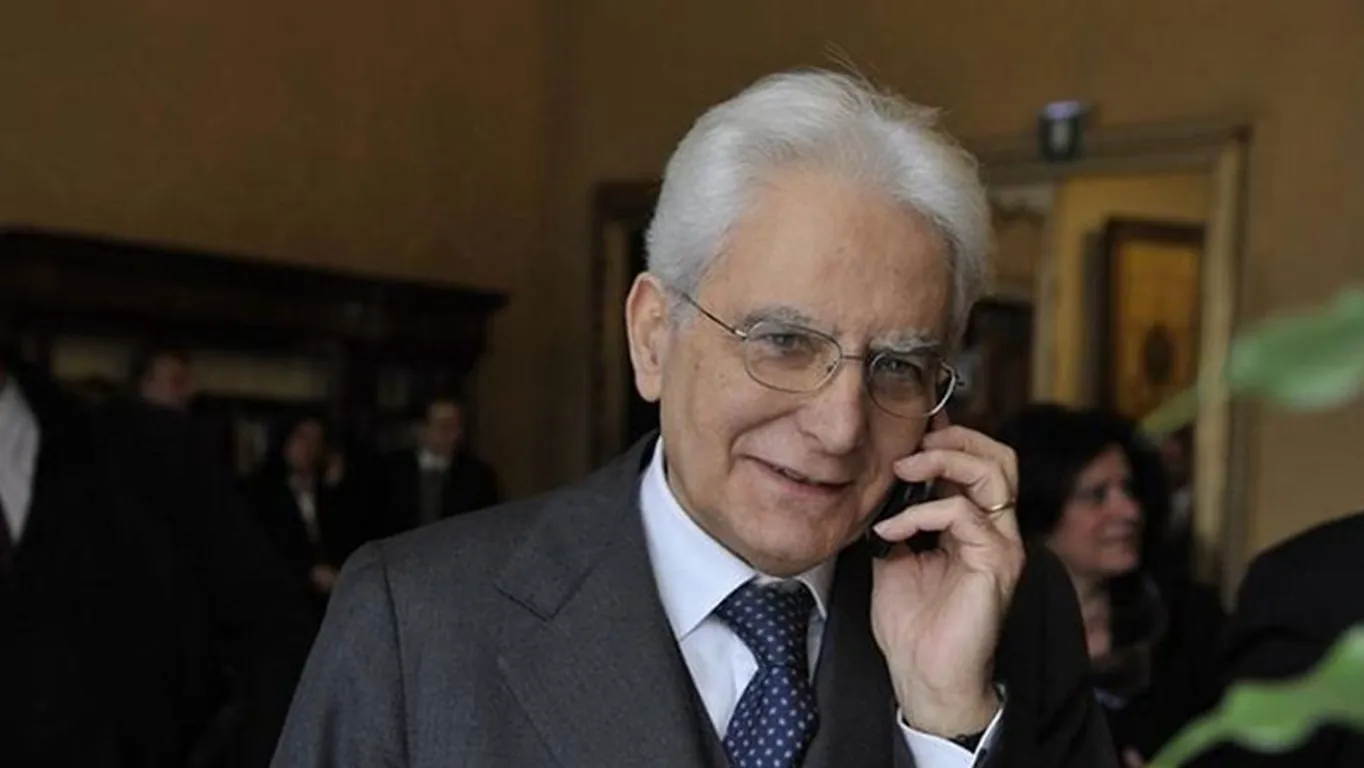 Scampia, telefonata di Mattarella agli studenti del Liceo “Elsa Morante”: il Festival dell'Intercultura simbolo di riscat