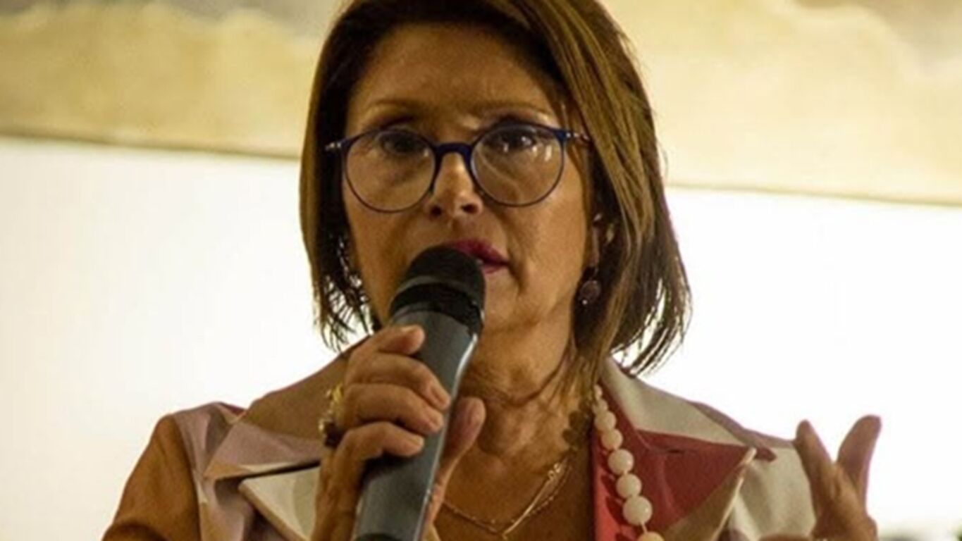Castellammare, tre nuovi collaboratori per la scuola Carducci: più servizi e stabilità