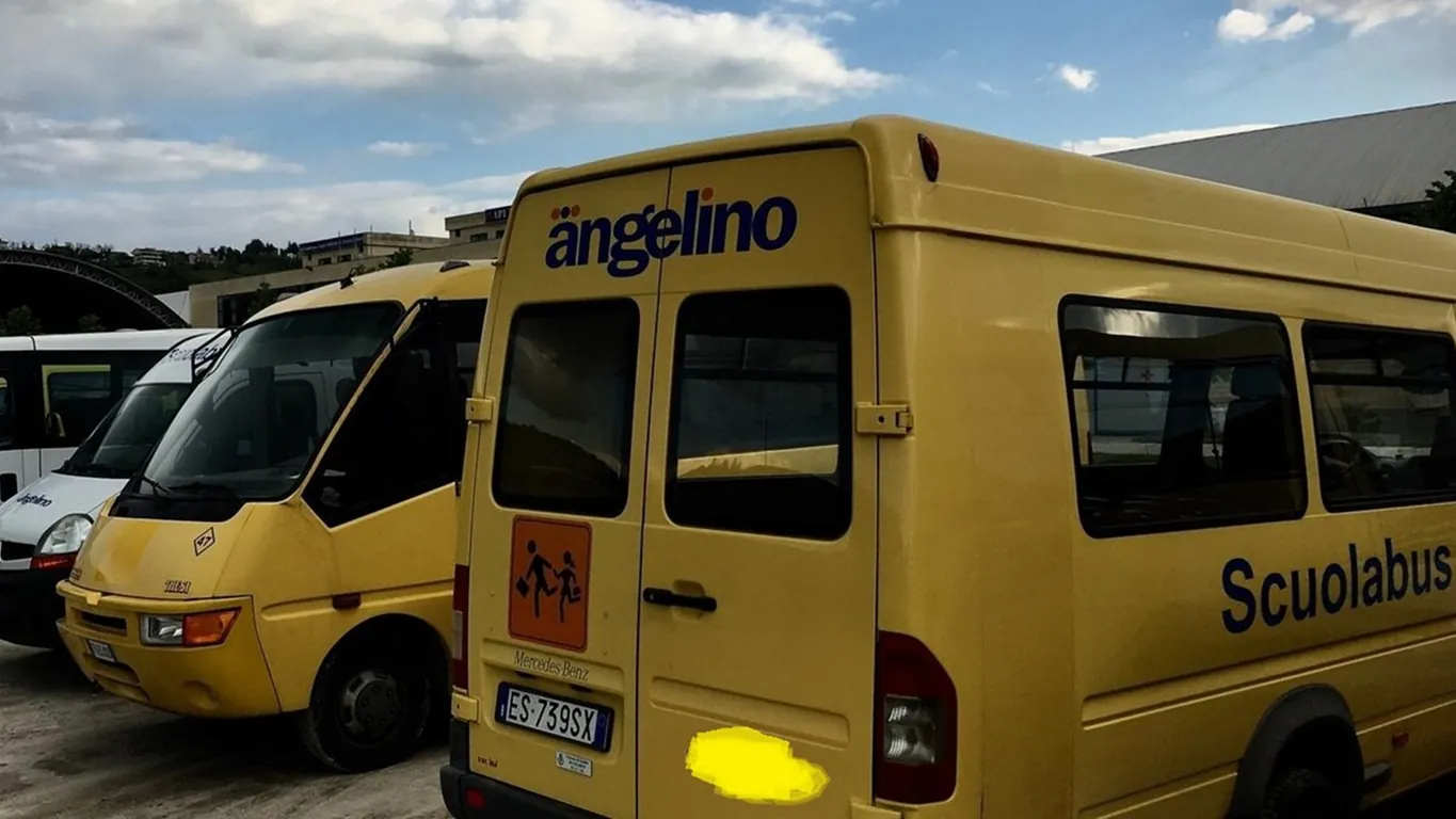 Torre del Greco, servizio trasporto scolastico: dal 1° luglio le iscrizioni