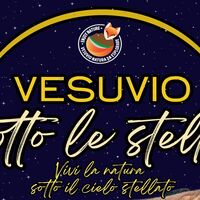 Torna "Vesuvio sotto le Stelle": escursioni notturne tra tramonti, luna piena e cielo stellato