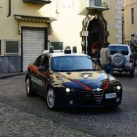 Sorrento, furto da 2 mila euro in un negozio di detersivi: tre arresti