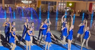 Torre Annunziata, oltre 2mila spettatori incantati dalla danza aerea al MaxiMall Pompeii