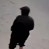 Napoli, trovato kalashnikov sotto un'auto: potrebbe essere l'arma usata nella sparatoria di Montesanto