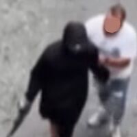 Sparatoria a Montesanto, tre fermi dopo la rissa: sequestrato un Kalashnikov tra la folla
