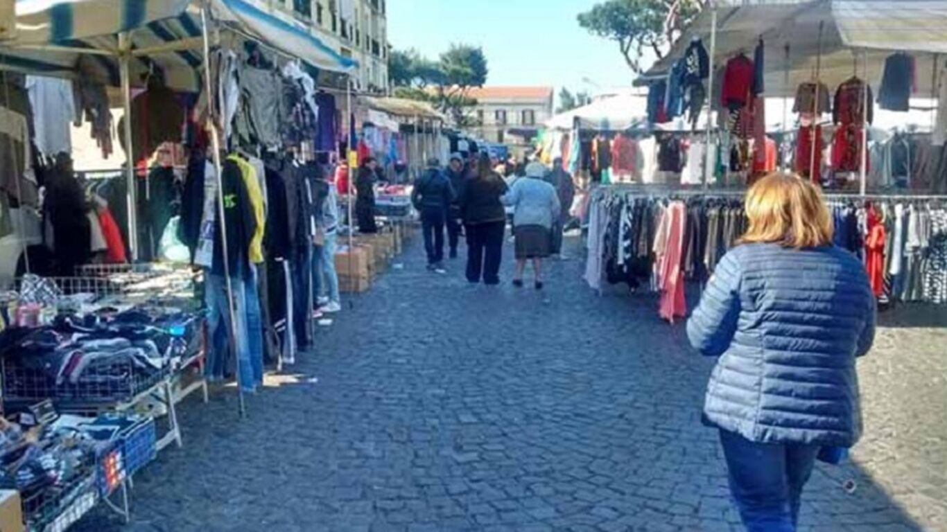 Torre Annunziata, lavori allo stadio Giraud: stop al mercato nelle aree esterne dal 3 luglio