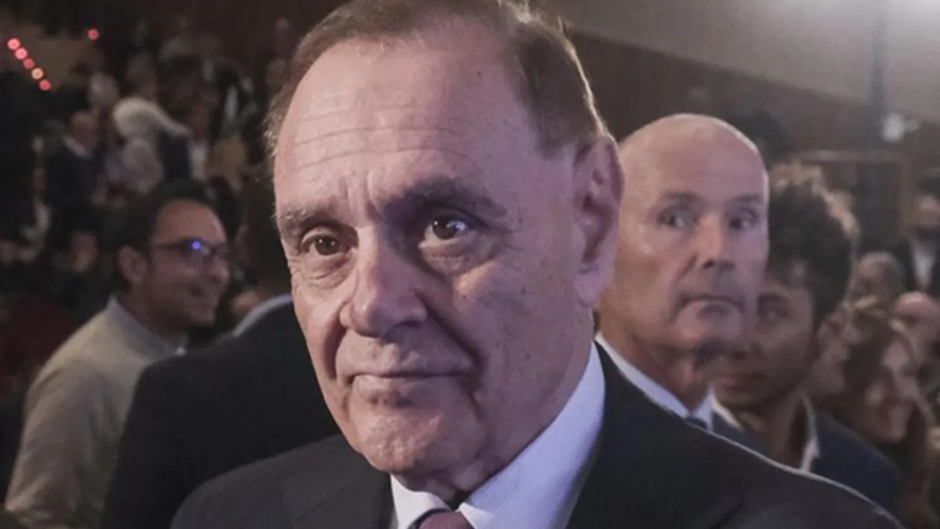 Mastella: "A tutti chiedo di pregare per me. Anche io sono malato, spero di farcela"