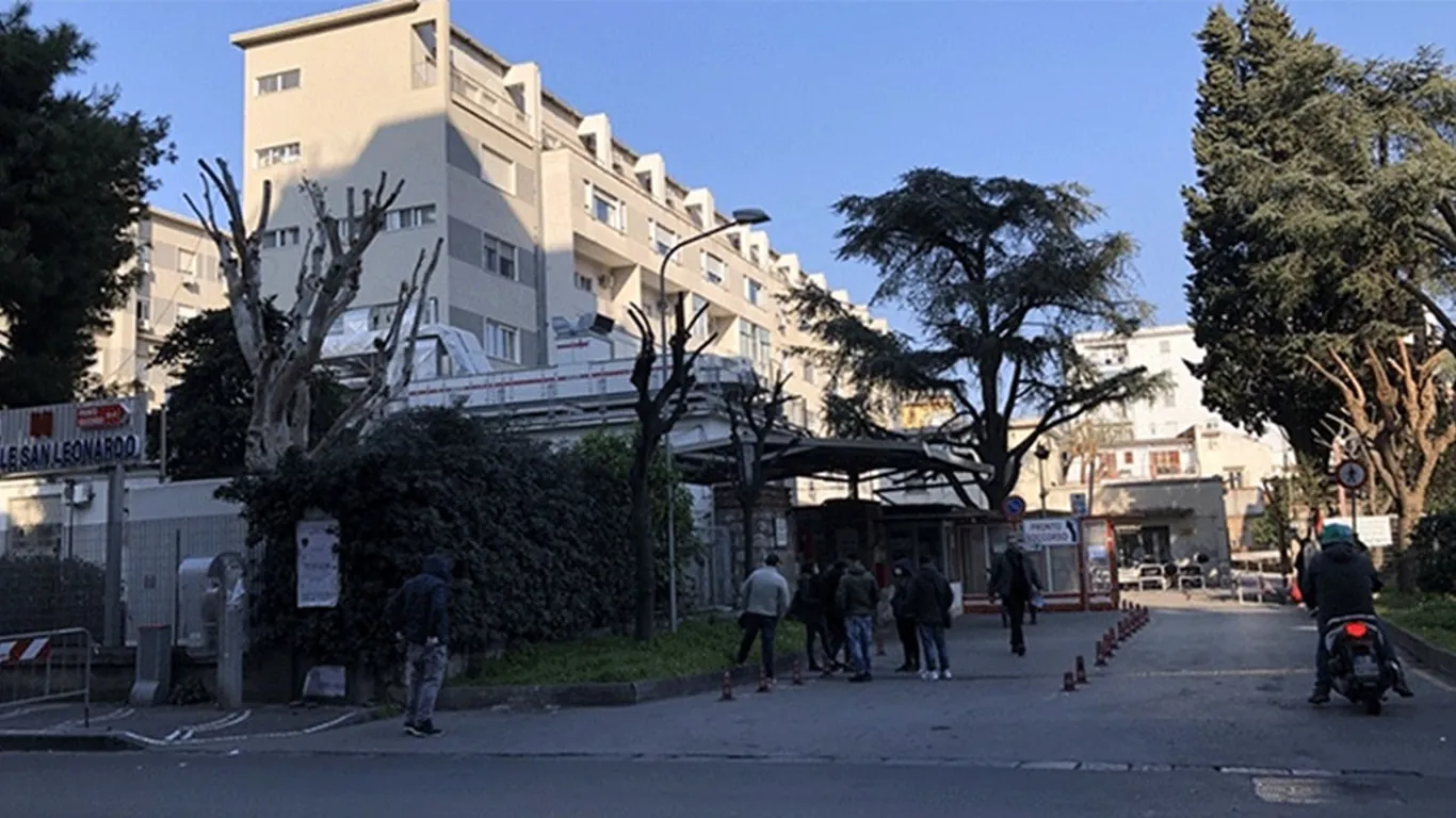 Castellammare, l'Asl smentisce: «Nessuna chiusura per l'Ortopedia del San Leonardo»