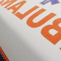 Otranto, si butta in mare per salvare figli di 8 anni e ha malore: morto 54enne